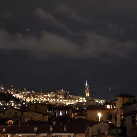 "La Me Ca" Intero Appartamento In Centro Con Vista Sui Colli Bergamo Ngoại thất bức ảnh