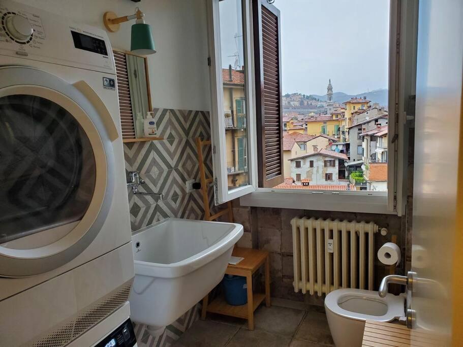 "La Me Ca" Intero Appartamento In Centro Con Vista Sui Colli Bergamo Ngoại thất bức ảnh