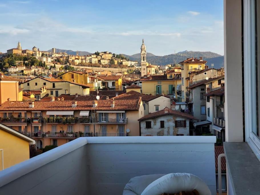 "La Me Ca" Intero Appartamento In Centro Con Vista Sui Colli Bergamo Ngoại thất bức ảnh